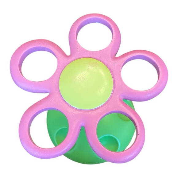 Daisy toothbrush holder by Pottery Barn Kids - Picture 3 of 5